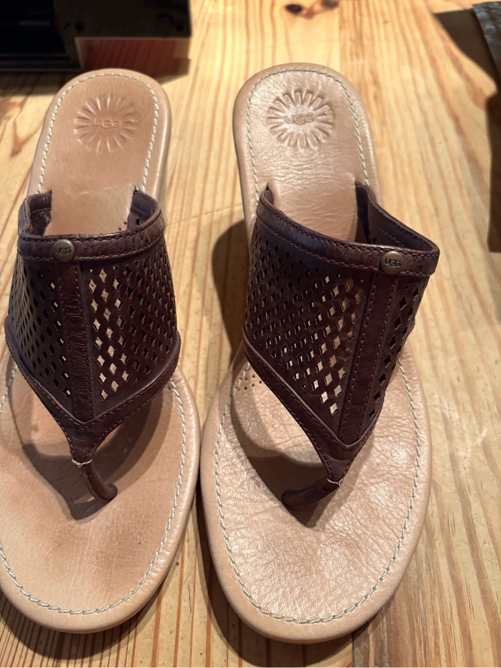 UGG Women's Brown Leather Thong Sandals with heel